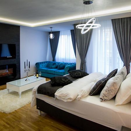 Apartment Exclusive And Studio Суботица Экстерьер фото