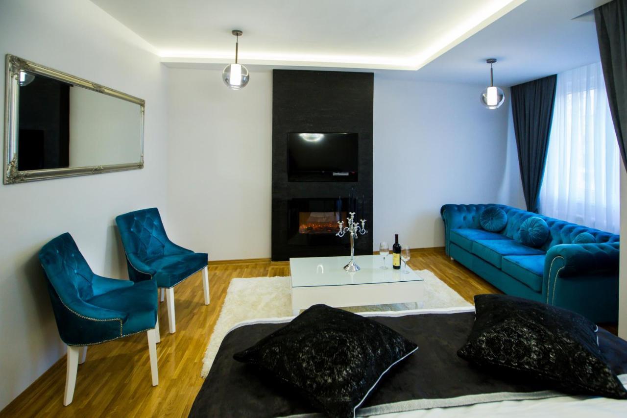 Apartment Exclusive And Studio Суботица Экстерьер фото