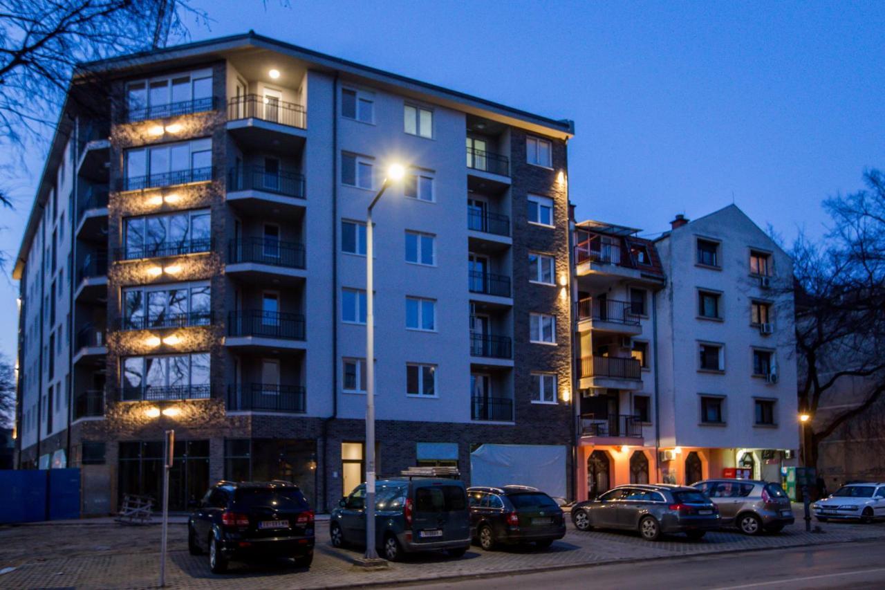 Apartment Exclusive And Studio Суботица Экстерьер фото