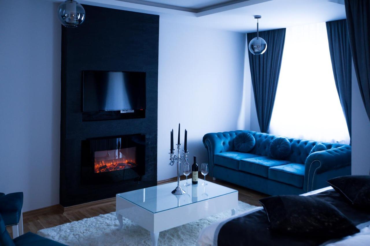 Apartment Exclusive And Studio Суботица Экстерьер фото