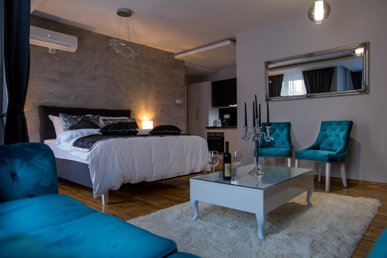 Apartment Exclusive And Studio Суботица Экстерьер фото