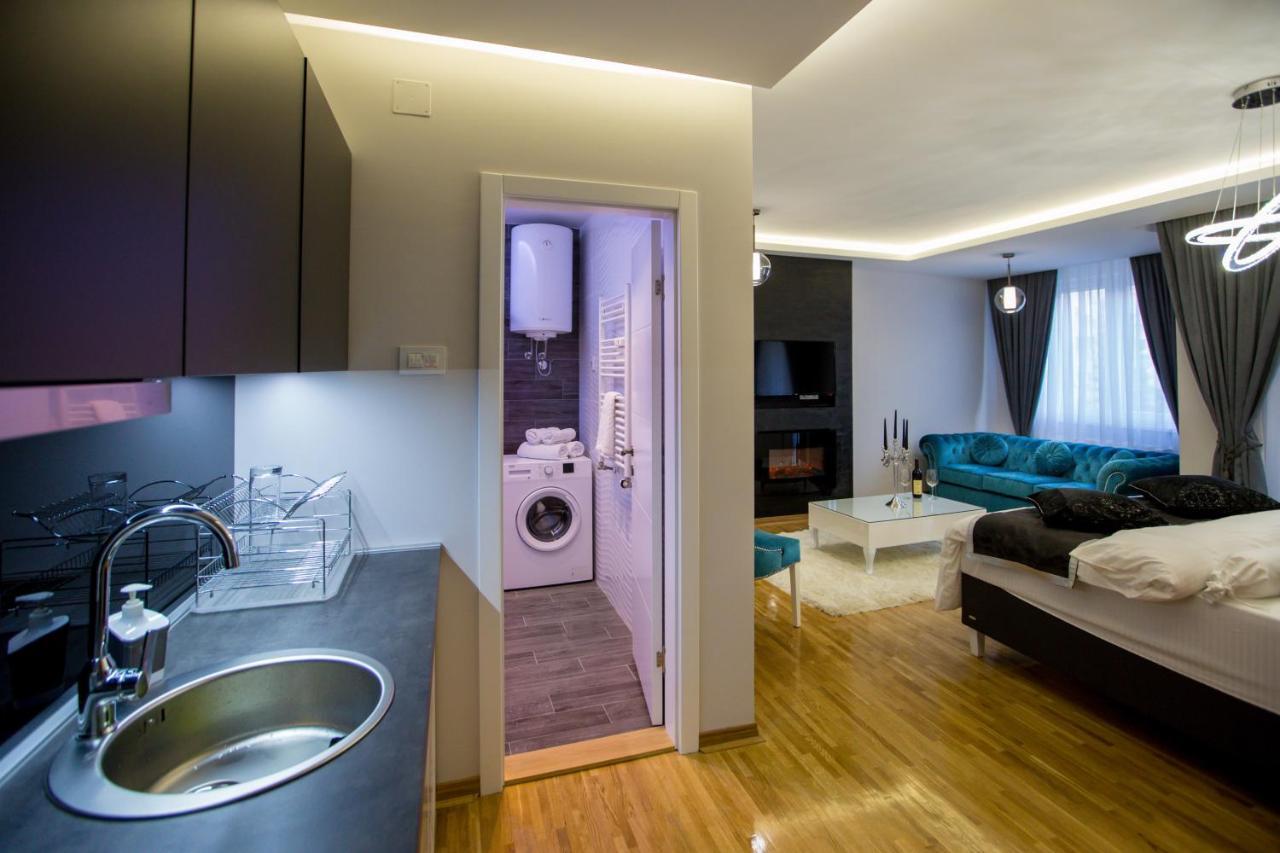 Apartment Exclusive And Studio Суботица Экстерьер фото